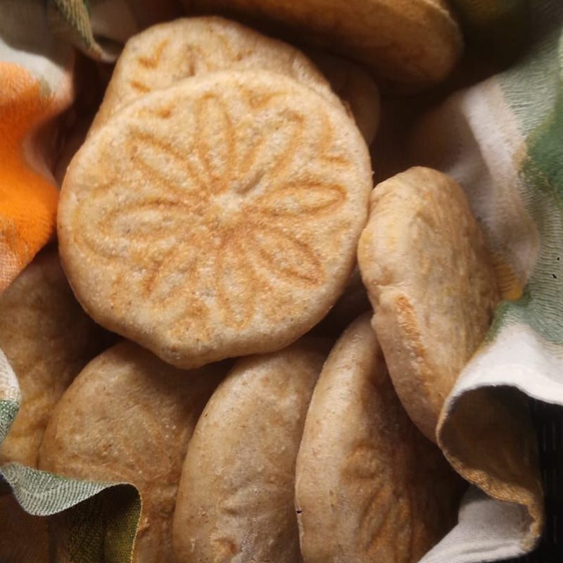 Crescentine appena cotte nel cestino